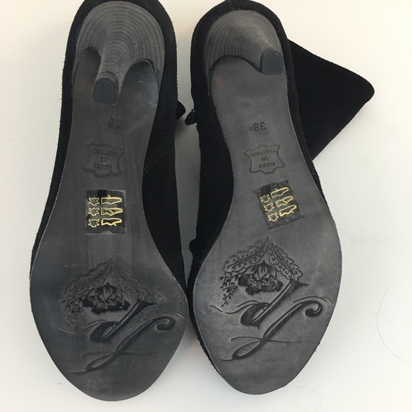 Free People Black Suede Fairfax Bootie - Picture 3 of 4