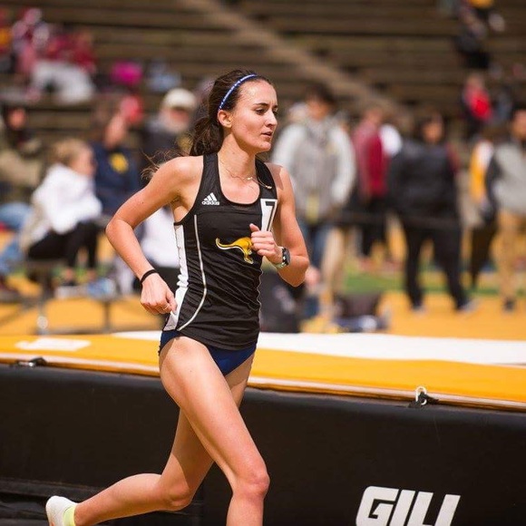 Meet your Posher, Halley - Picture 7 of 7