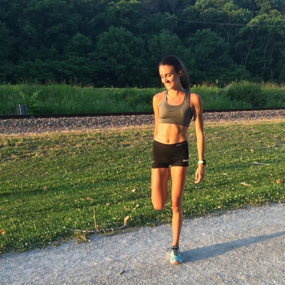 Meet your Posher, Halley - Picture 3 of 7