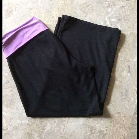Champion Pants - 💥💥$5.00 BUNDLE BLAST!!💥💥CHAMPION XL CAPRI
