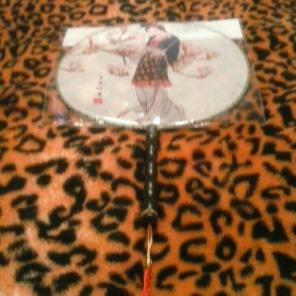 FAN - Picture 2 of 4