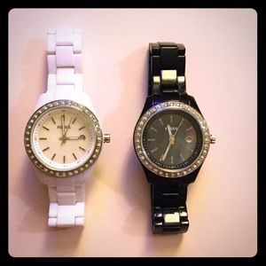Ladies Fossil Watches ⌚️