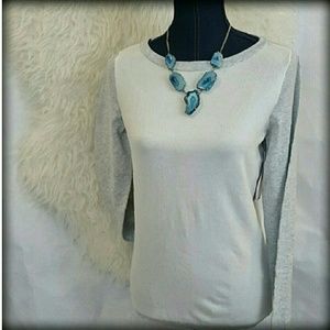 🏮NWT Tommy Hilfiger Small Sweater Sweatshirt