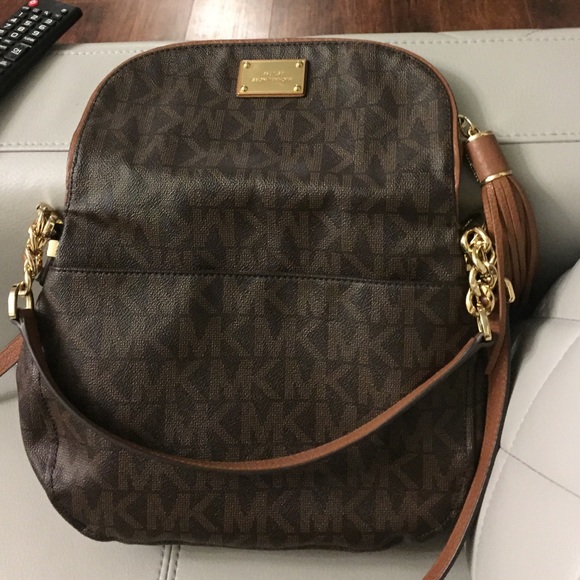 Gently used Michael Kors purse - Picture 3 of 3