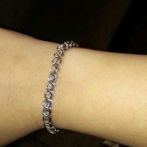 Sterling silver bracelet with real diamonds