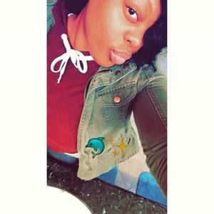 Meet your Posher, Idella