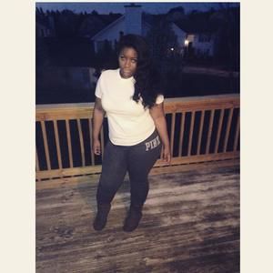 Meet your Posher, Jade