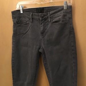 VINCE skinny jeans with stretch!