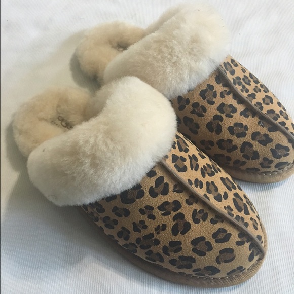 UGG Shoes - Ugg slip ons sn#1003227