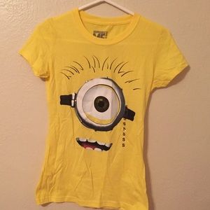 Minion tee NWT