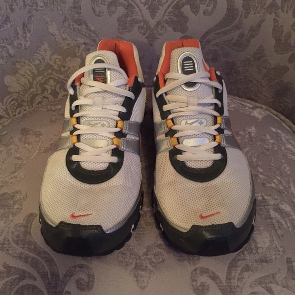 **SOLD** Great condition Men's Nike shox - Picture 2 of 4