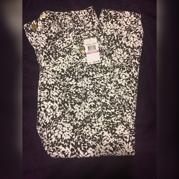 BRAND NEW MICHAEL KORS PANTS WITH TAG.