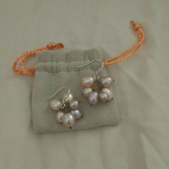 Iridesse pearl earrings