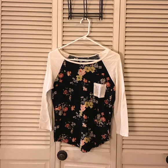 Floral Quarter Sleeve T-Shirt