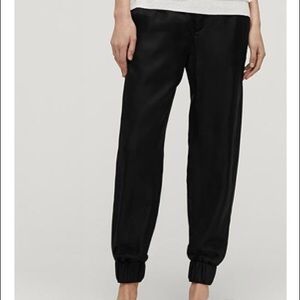 Rag & Bone Alfred Pant & Theory Pagia B Crop Top