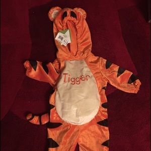 Disney's Tigger Costume! Adorable! 👶🏻🎃 NWT!!!