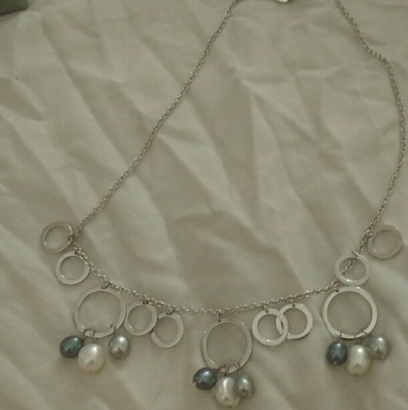 Iridesse pearl and silver necklace