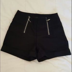 Hightwaist bebe short