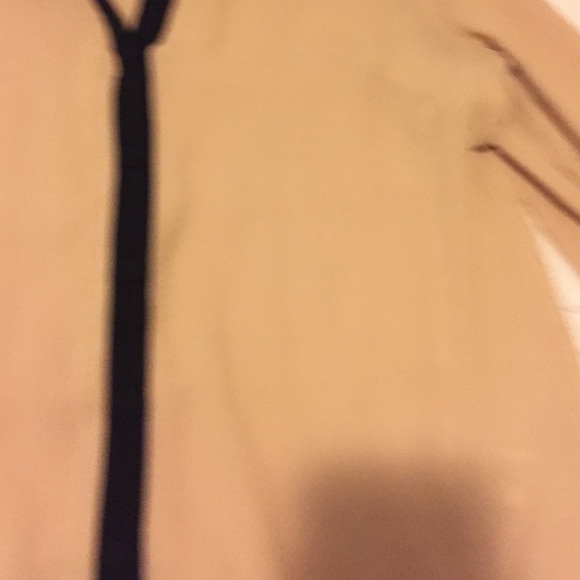 Chic blouse - Picture 2 of 3