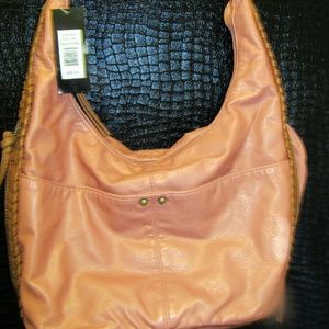 Bueno pearlized purse
