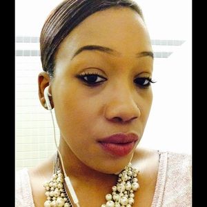 Meet your Posher, Adriane