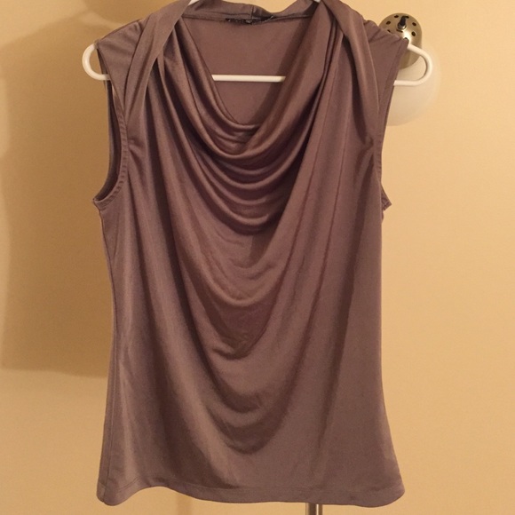 Champagne Jones New York top