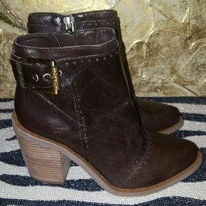Luxury Rebel ankle boots 37
