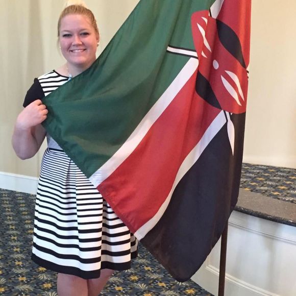 Meet your Posher, Lydia