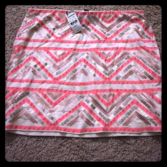 Express mini skirt