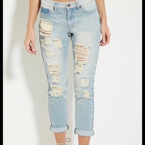 Forever 21 high wasted distressed boyfriend jeans