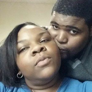 Meet your Posher, Dee dee