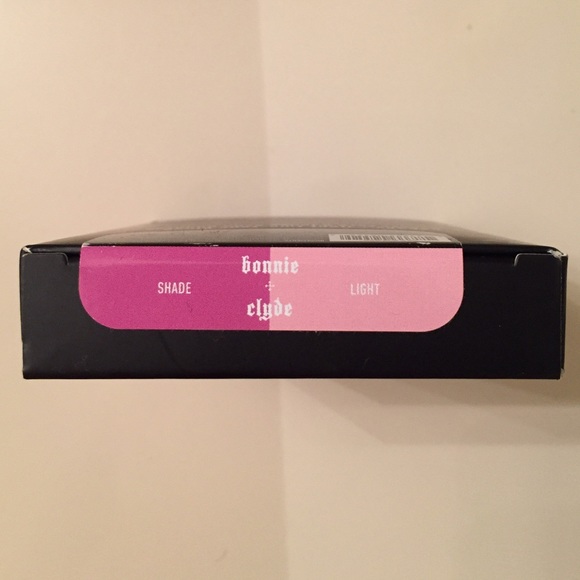 SOLD 🎉 Kat Von D Bonnie+Clyde Duo Blush 💕 - Picture 4 of 4
