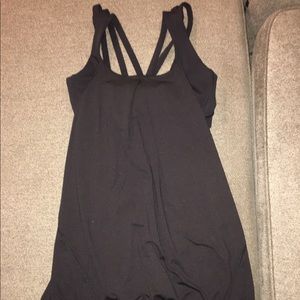 Black Lululemon tank!