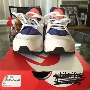 Womens Nike Huarache Runs