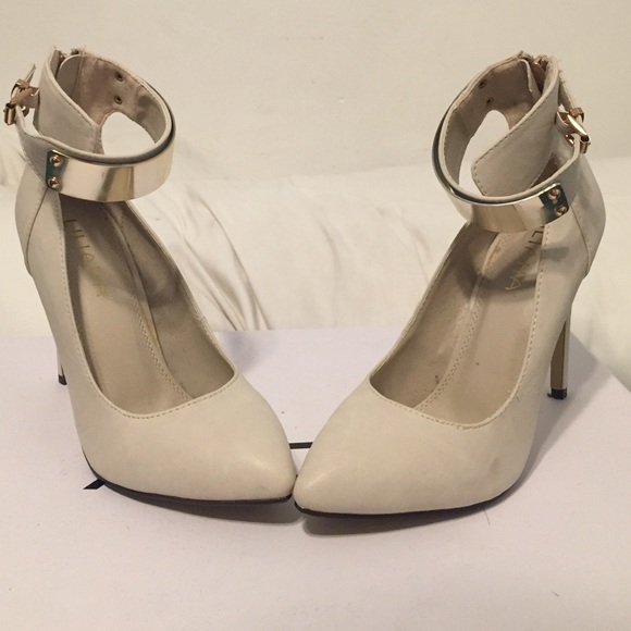 Strappy High Heels - Picture 1 of 2
