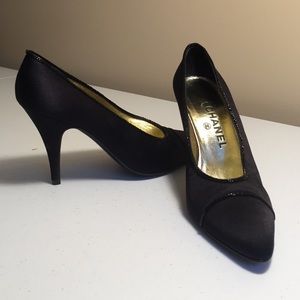 Antique Chanel black heels