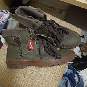 Levis canvas boots
