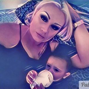 Meet your Posher, Desiree