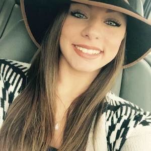 Meet your Posher, Marina