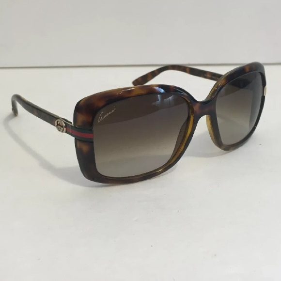 Gucci Accessories - Women's Gucci sunglasses