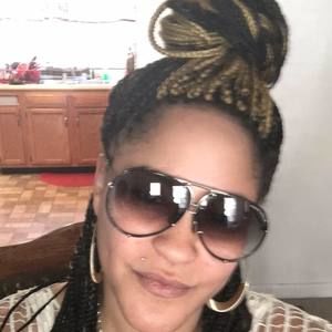 Meet your Posher, Ronnetta