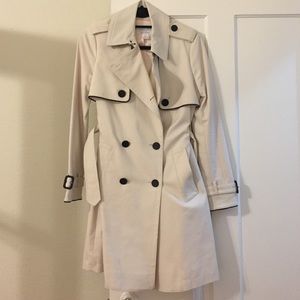Cupcakes and Cashmere Club Monaco Off White Coat