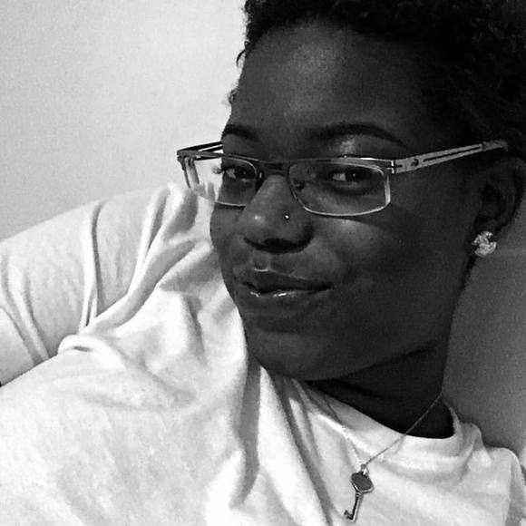 Meet your Posher, Shay