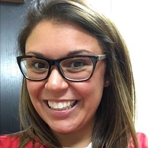 Meet your Posher, Cortney