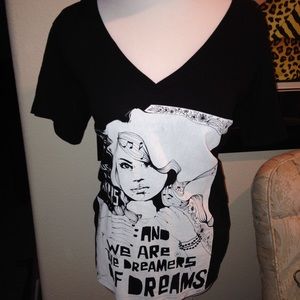 Artistic tee shirt
