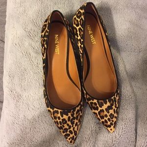 Mini heel flats