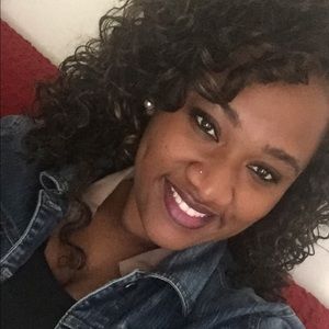 Meet your Posher, Aundralesha