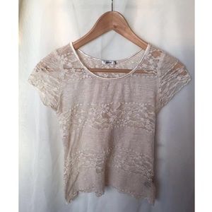 Lace Cropped Tee🌼