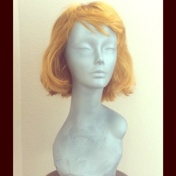 Revlon-Tressallure Fantasy Wig - Picture 1 of 3