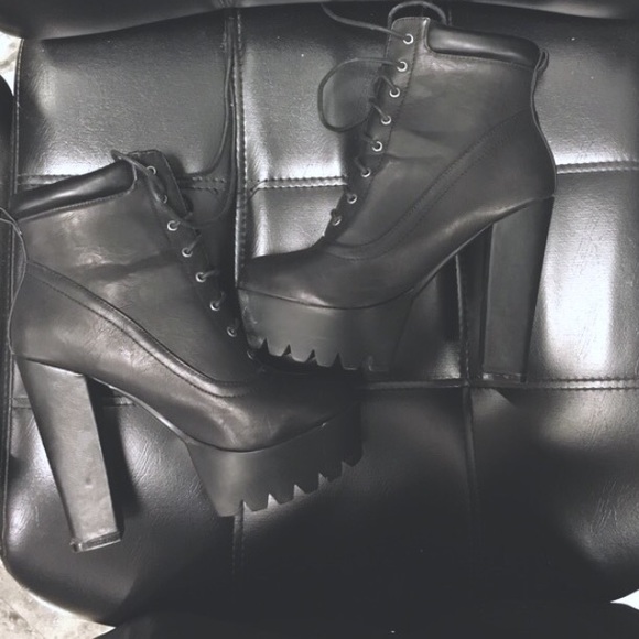 Heeled combat boots